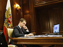 Медведев подписал закон о техосмотре. Важно напомнить, что пт ТО разрешили наживаться на автолюбителях