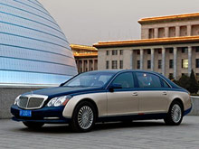 Maybach выпустил переделанные лимузины 57S и 62S. Напомнить о том, что сейчас автомобильной компании угрожает закрытие